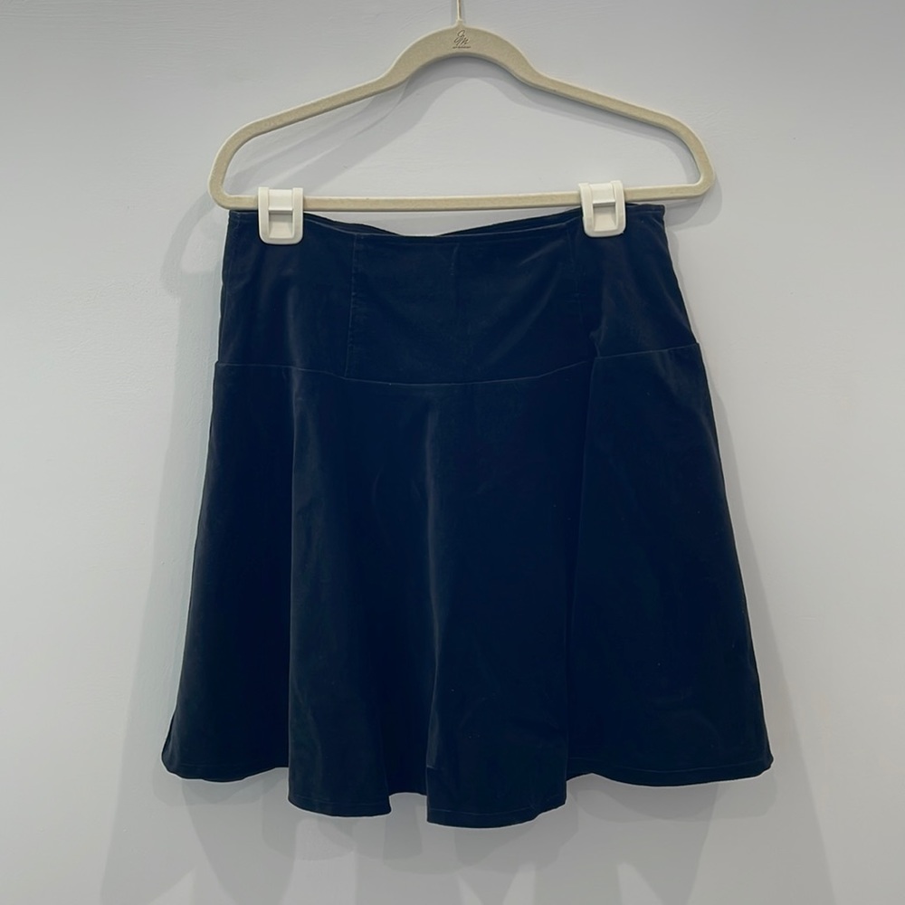 To The Max: Black Velour A-Line Skirt. Women’s Size 4